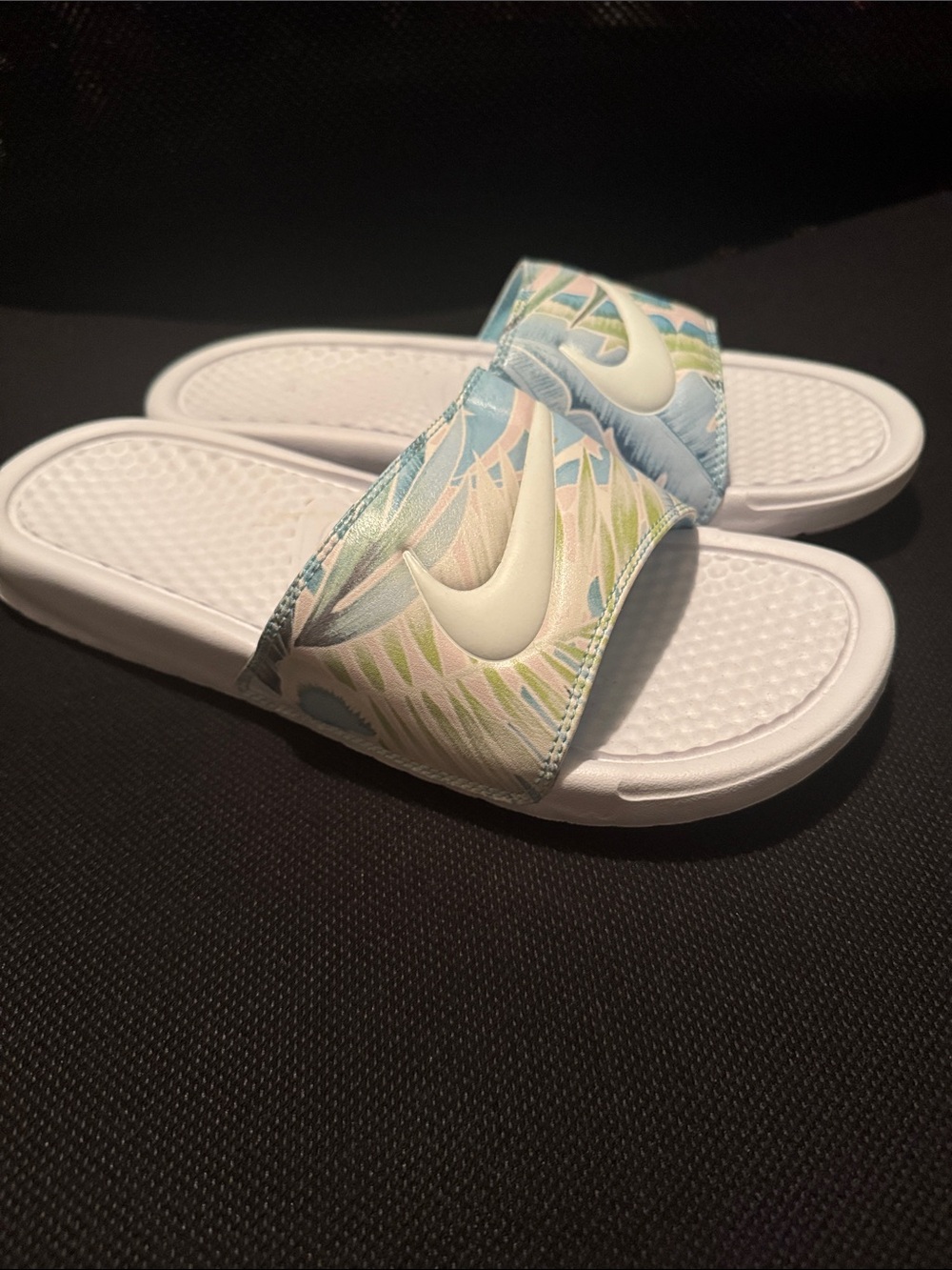 Women’s Nike White Tropical Print Benassi Slides